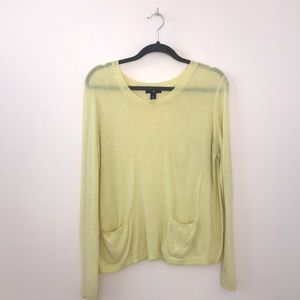 gap yellow sweater w/ pockets